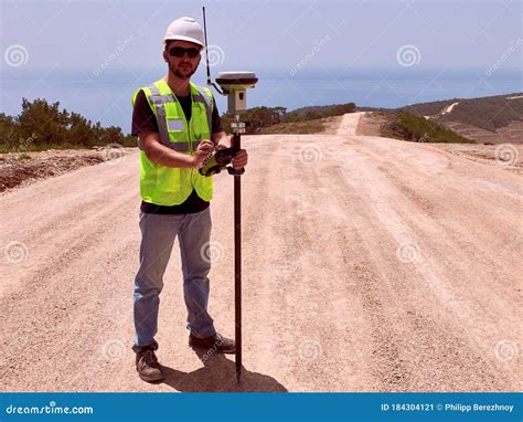Geodetic Engineer .